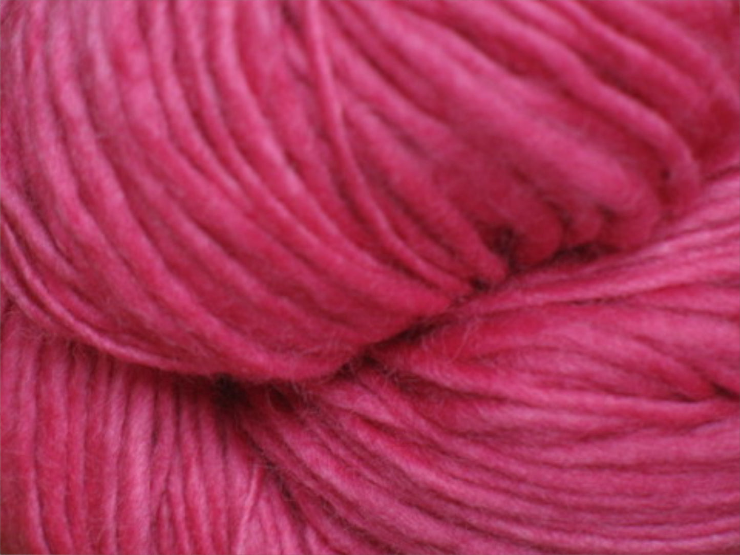 All Merino Wool Yarn l Premium l Handpsun l Hand-Dyed l Fuchsia Color