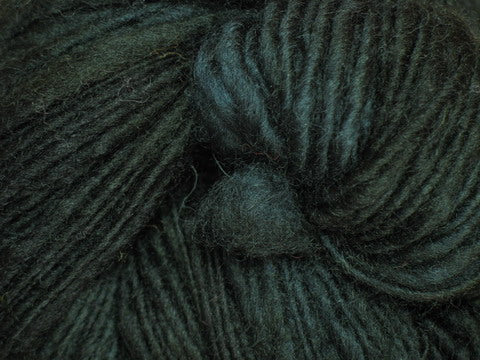 Handspun & Hand-Dyed Merino Wool Yarn - Worsted Weight - 3.5 oz - Marbled Black