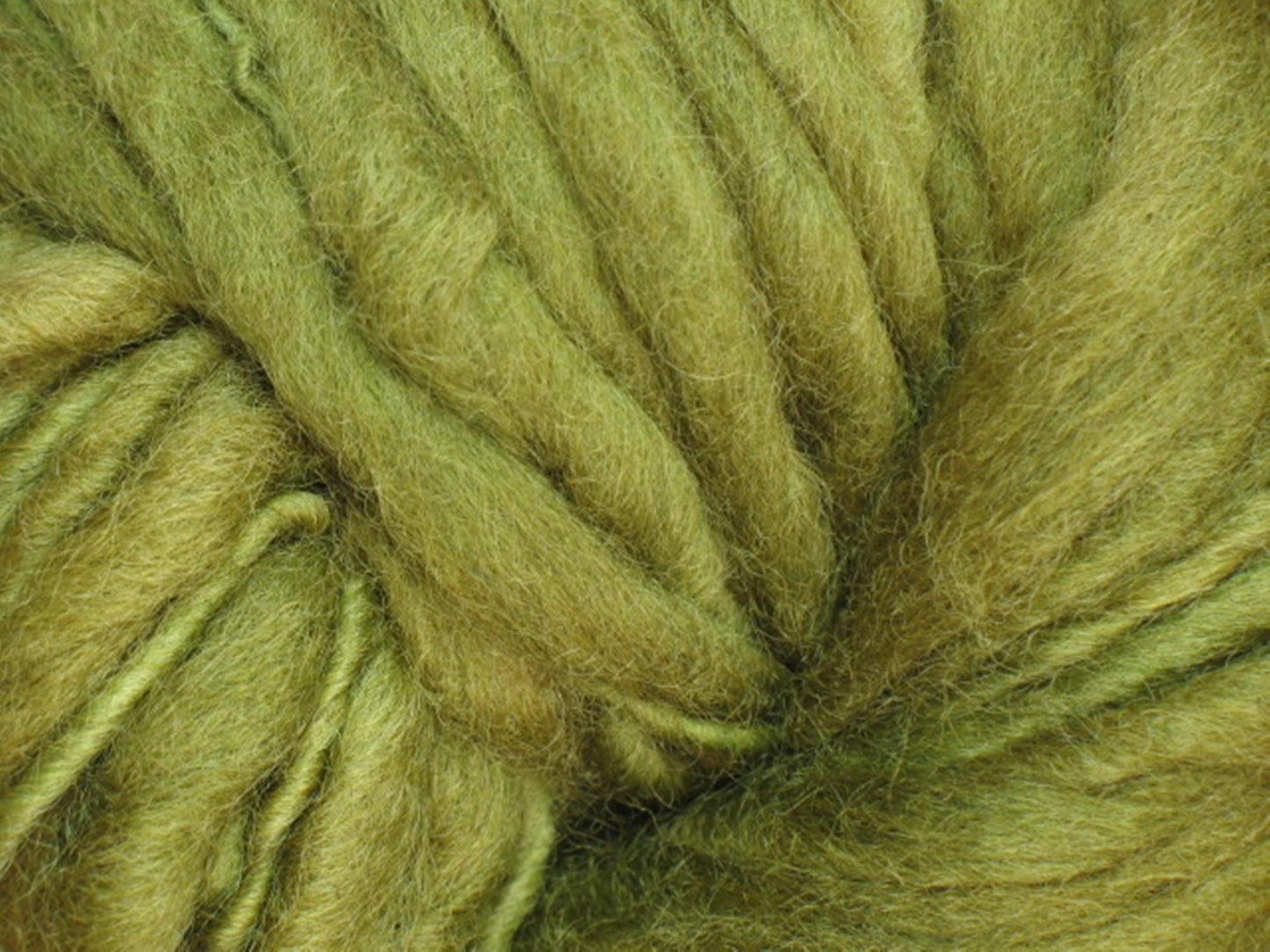 HANDSPUN WOOL l Skin Safe l Merino l Chunky l Tone Willow